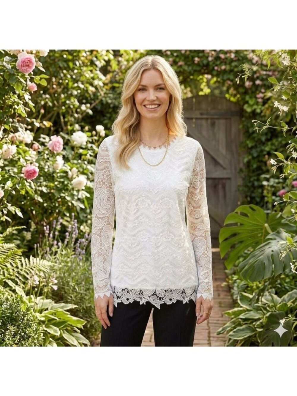 Boutique Womens XL White Floral Crochet Knit Lace Blouse Long Sleeves Lined